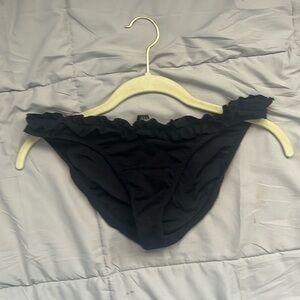Vix Swimwear Black Firenze Bottom. Ruffle around the band. Large. Like New.